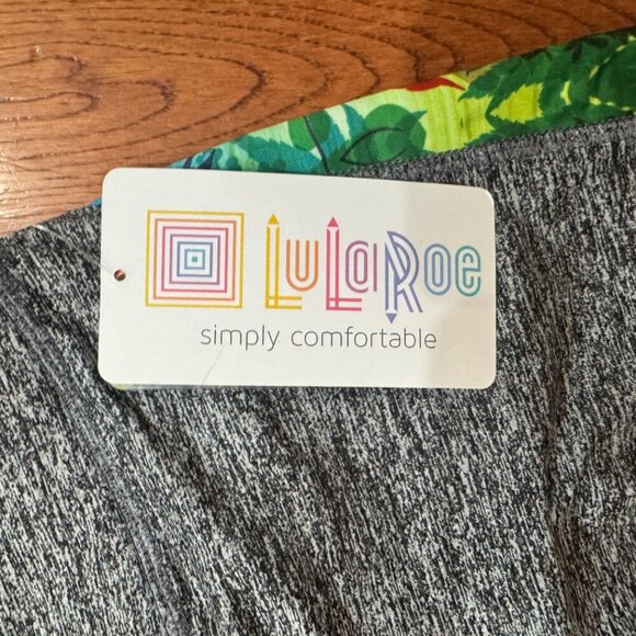NWT LuLaRoe Jade Legging - Athletic Workout Capri Length Size M - Picture 5 of 6